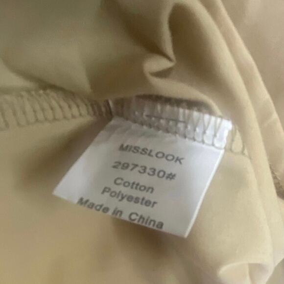 Misslook Cat Print Dress Beige Short Sleeve V-Neck Size L - Picture 4 of 4